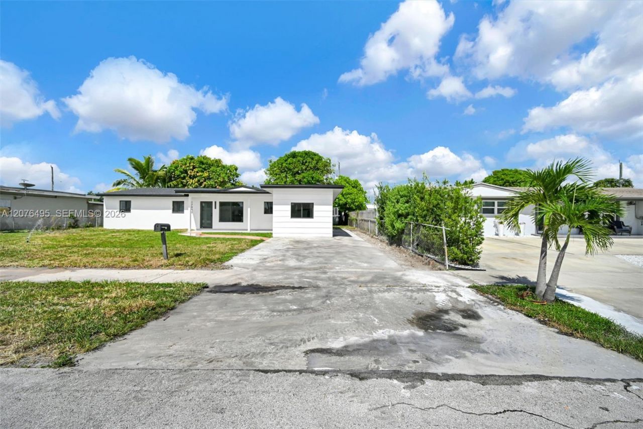 17930 NW 42nd Pl , Miami Gardens, FL 33055 Photo