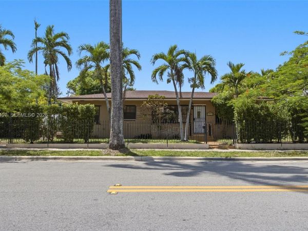 1200 SW 18th Ave , Miami, FL 33135