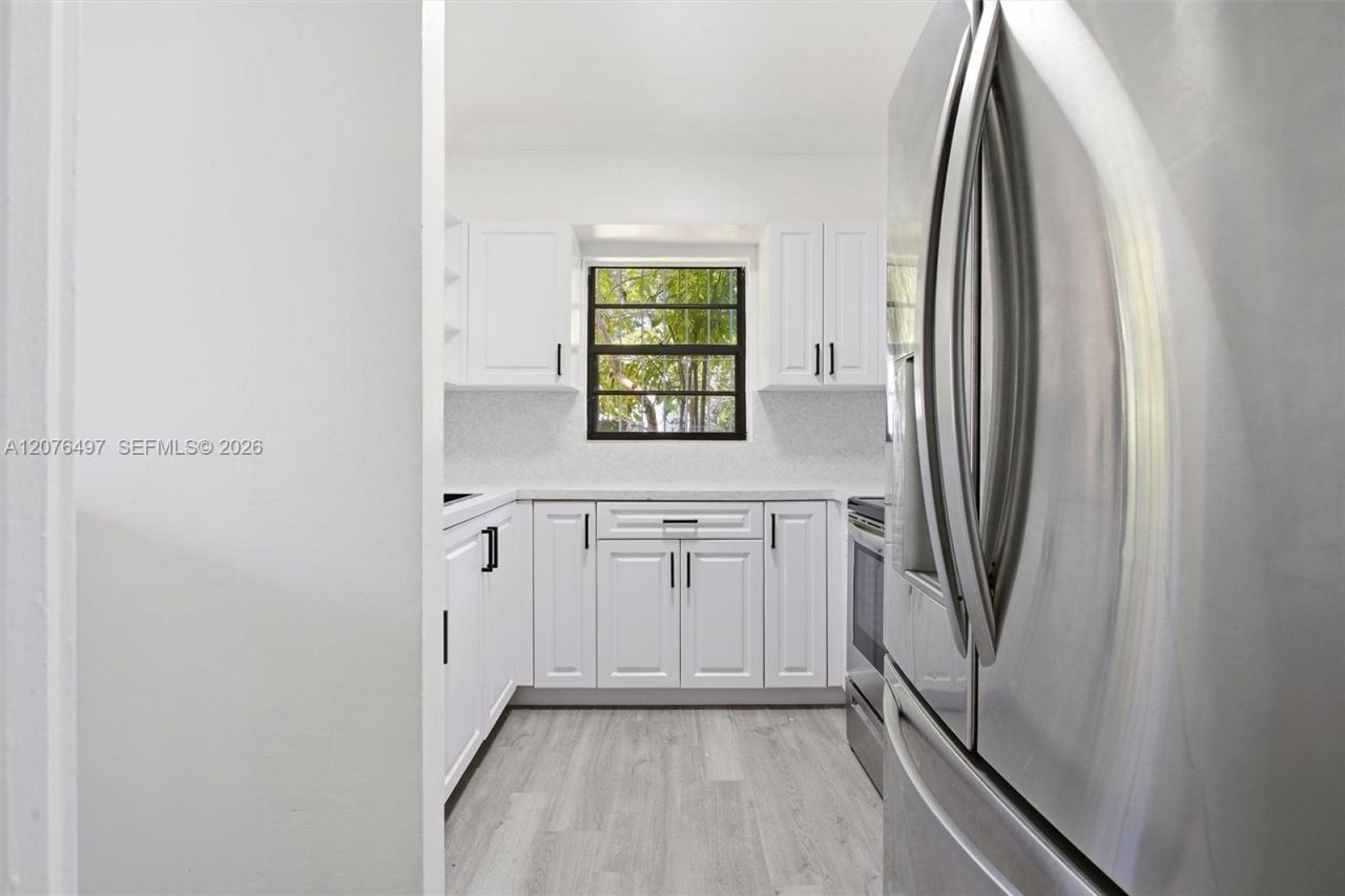 1200 SW 18th Ave , Miami, FL 33135 Photo