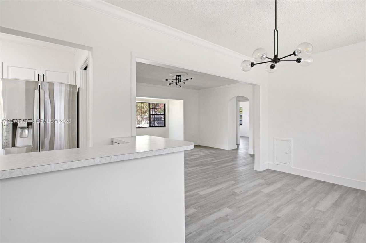 1200 SW 18th Ave , Miami, FL 33135 Photo