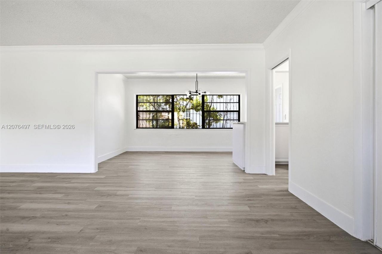 1200 SW 18th Ave , Miami, FL 33135 Photo