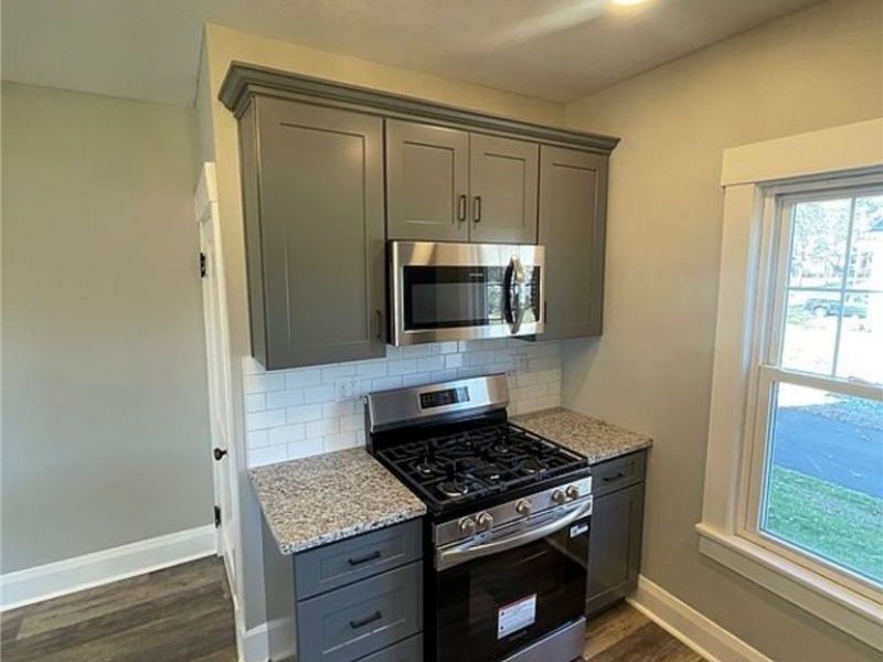 134 Park Street NW, Navarre, OH 44662 Photo 5