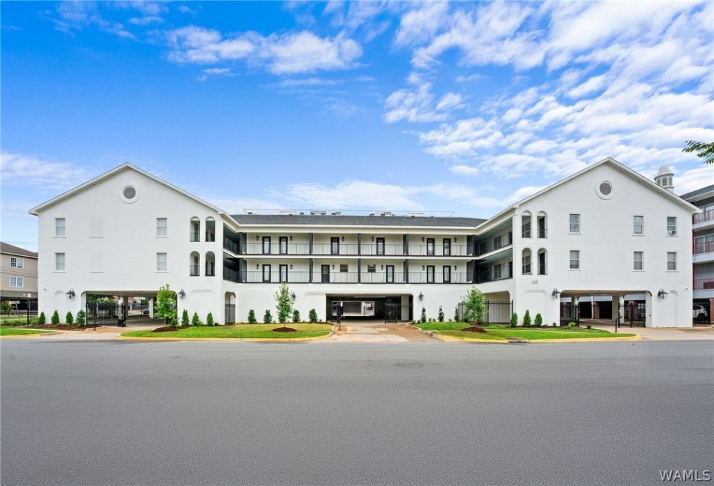 1228 8th Street, Unit 101, Tuscaloosa, AL 35401 Main Photo