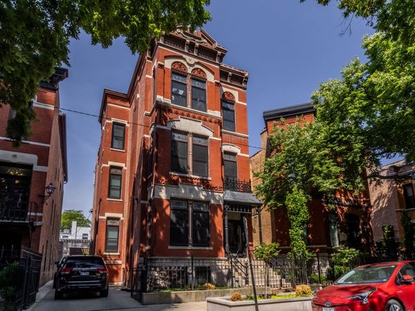 2034 N ORLEANS Street , Unit 2, Chicago, IL 60614