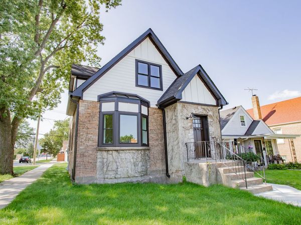 7301 Pensacola Avenue , Norridge, IL 60706