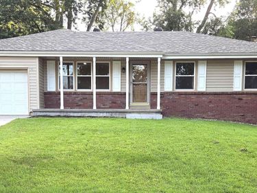 5012 S 94 Street, Omaha, NE 68127