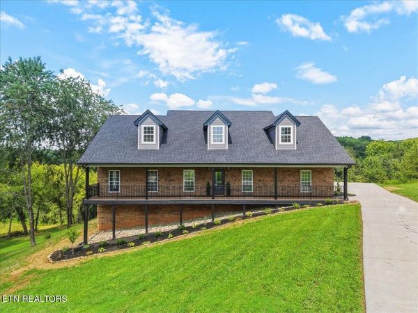 1016 Lillie Drive, Maryville, TN 37804