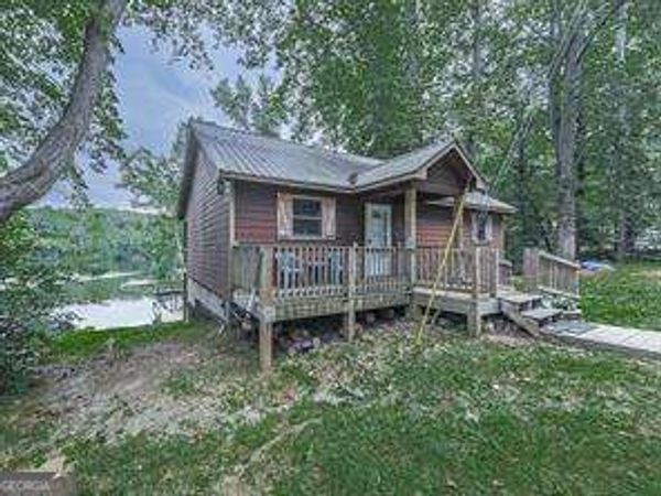 688 Twin Mountain Lake Drive, Talking Rock, GA 30175