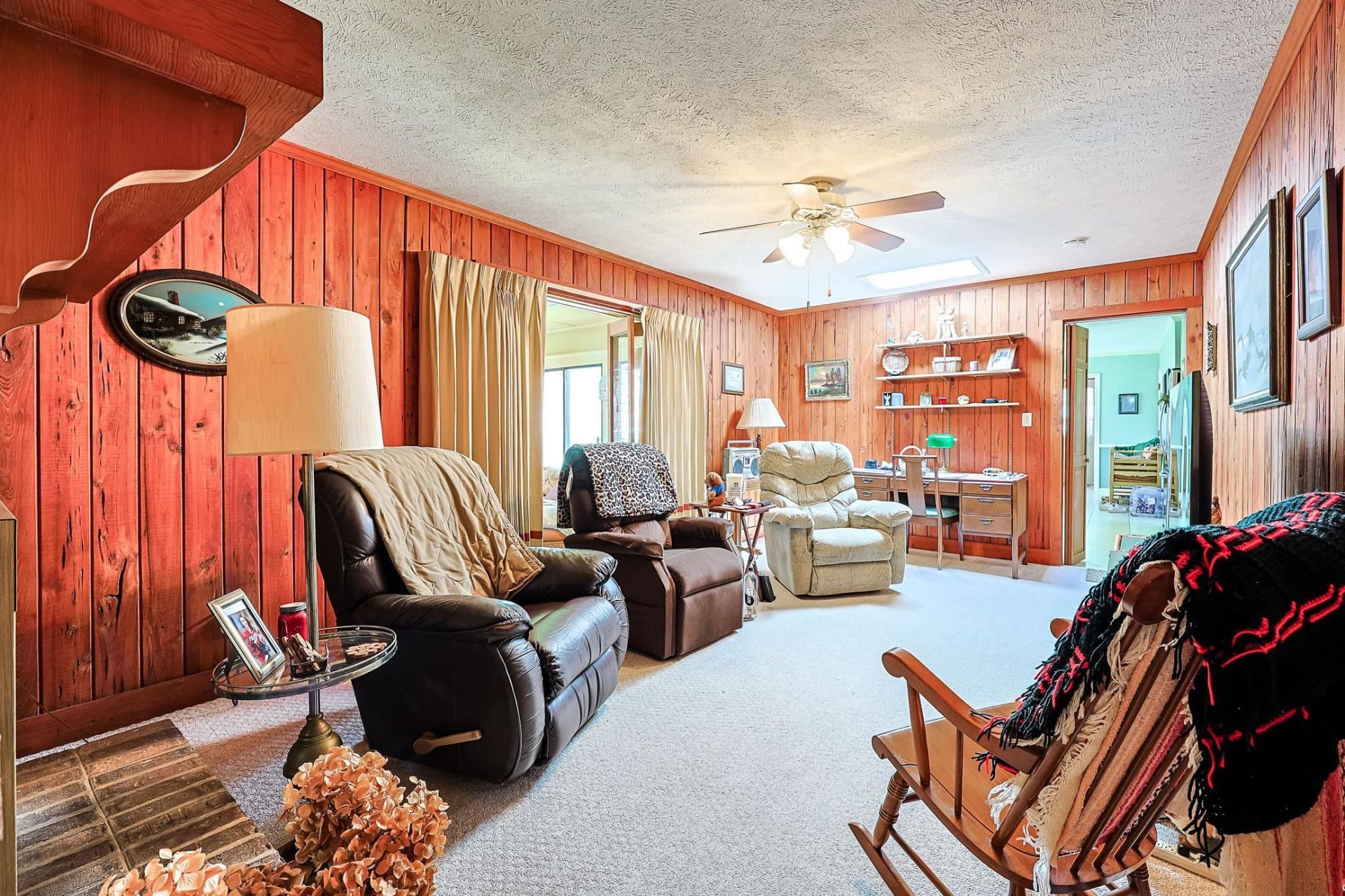 1624 Deer Park Ln. Photo 4