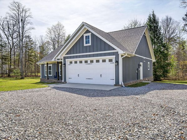 1085 Hargis Rd , Grimsley, TN 38565