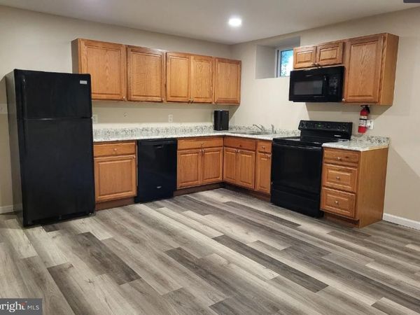 558 E LINCOLN HIGHWAY , Unit #4, COATESVILLE, PA 19320