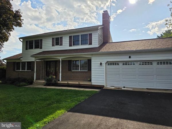 7906 HAWTHORNE DRIVE , FREDERICK, MD 21702
