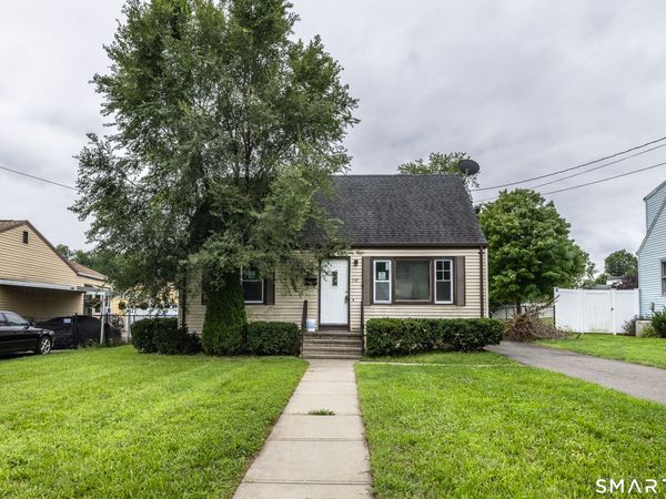 118 Bryden , Hamden, CT 06517