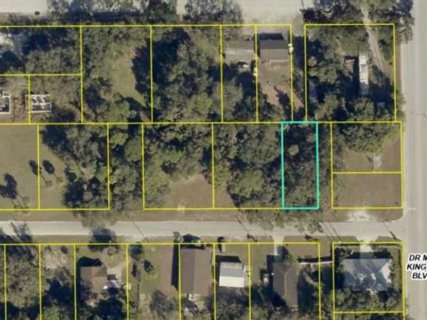 Fordson AVE , LABELLE, FL 33935