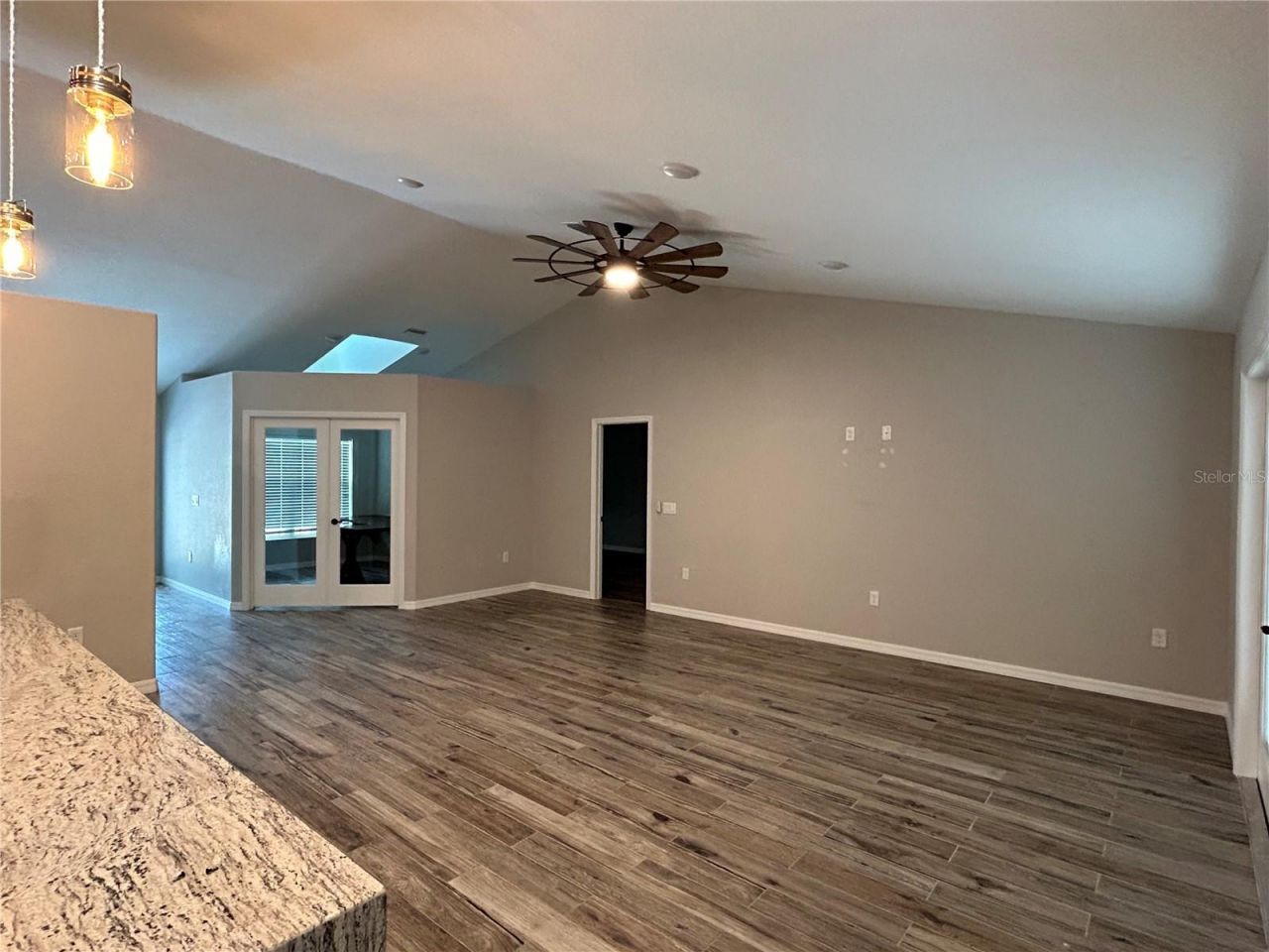 10361 Thrasher Avenue, Weeki Wachee, FL 34614 Photo