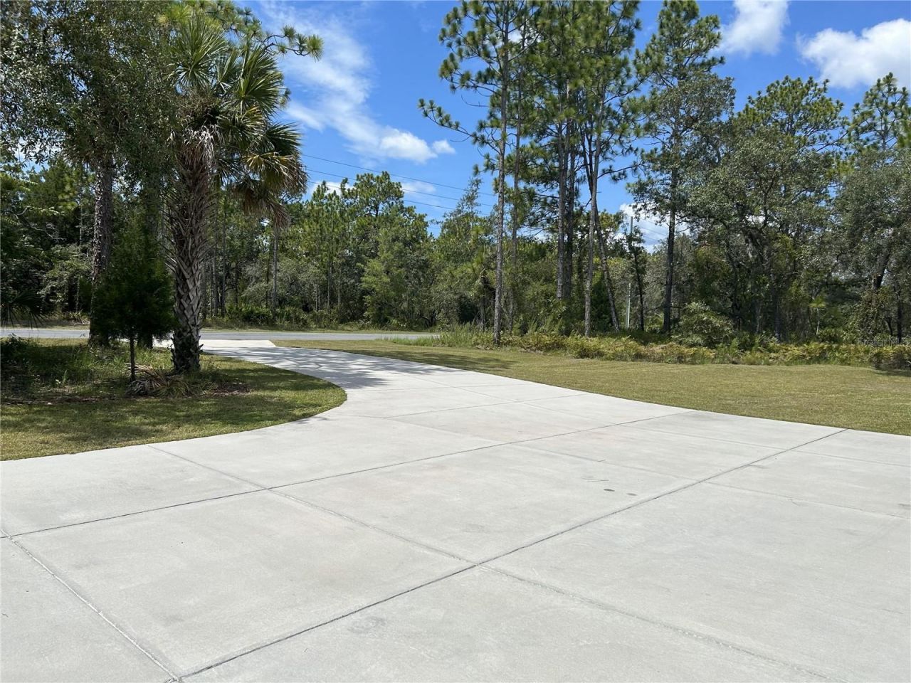 10361 Thrasher Avenue, Weeki Wachee, FL 34614 Photo