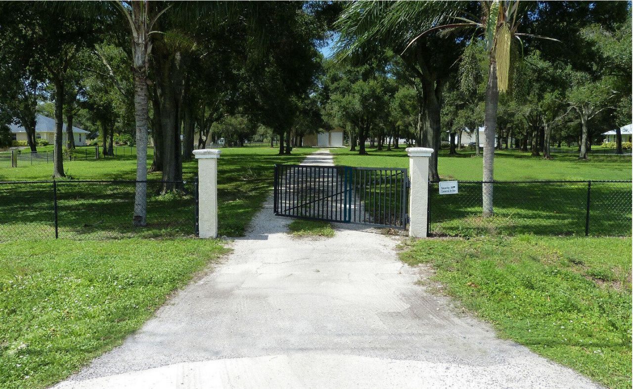 Xxx W Midway Road, Fort Pierce, FL 34982 Photo