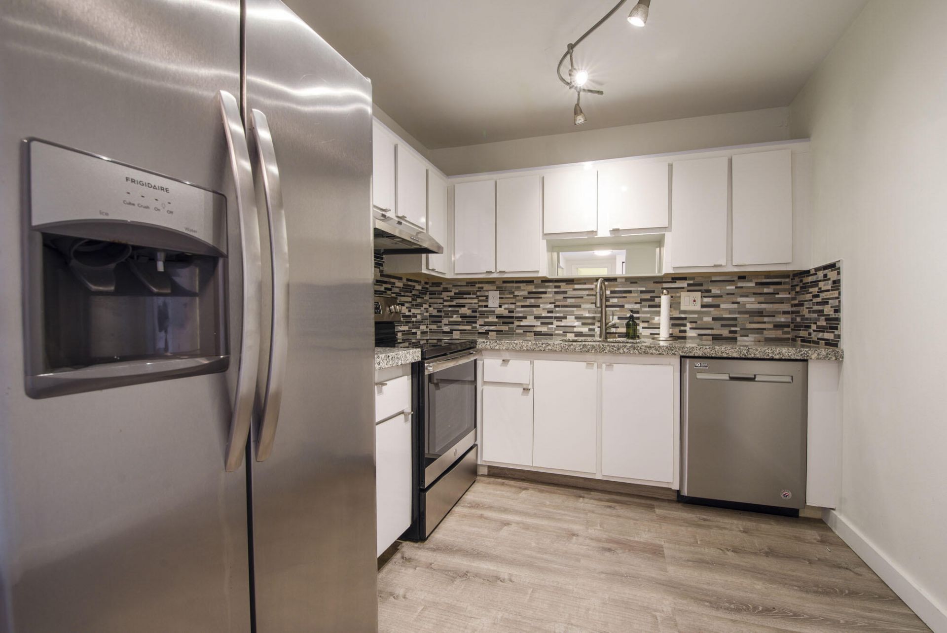 600 Three Islands Boulevard, Unit 801, Hallandale Beach, FL 33009 Photo