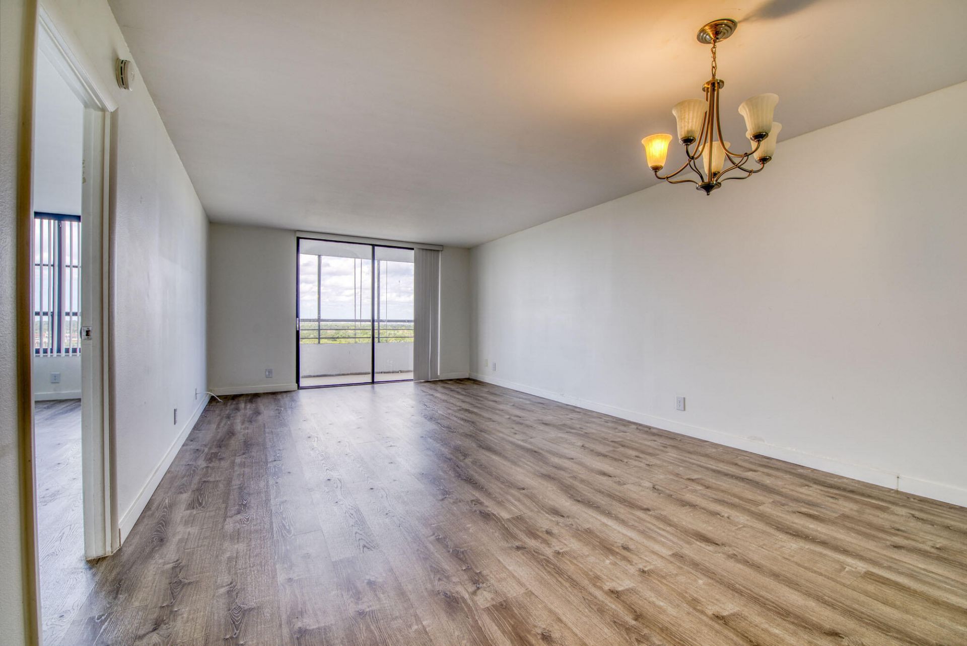 600 Three Islands Boulevard, Unit 801, Hallandale Beach, FL 33009 Photo