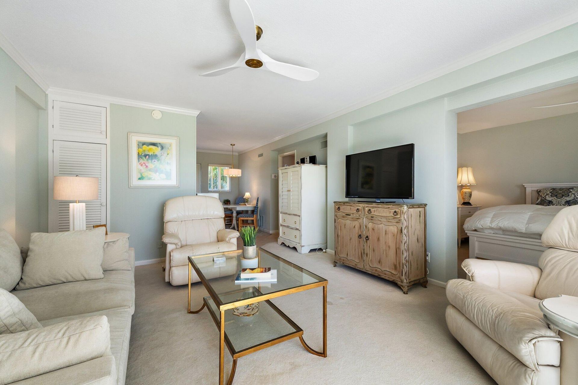 33 S Ocean Avenue, Unit 206, Palm Beach Shores, FL 33404 Photo