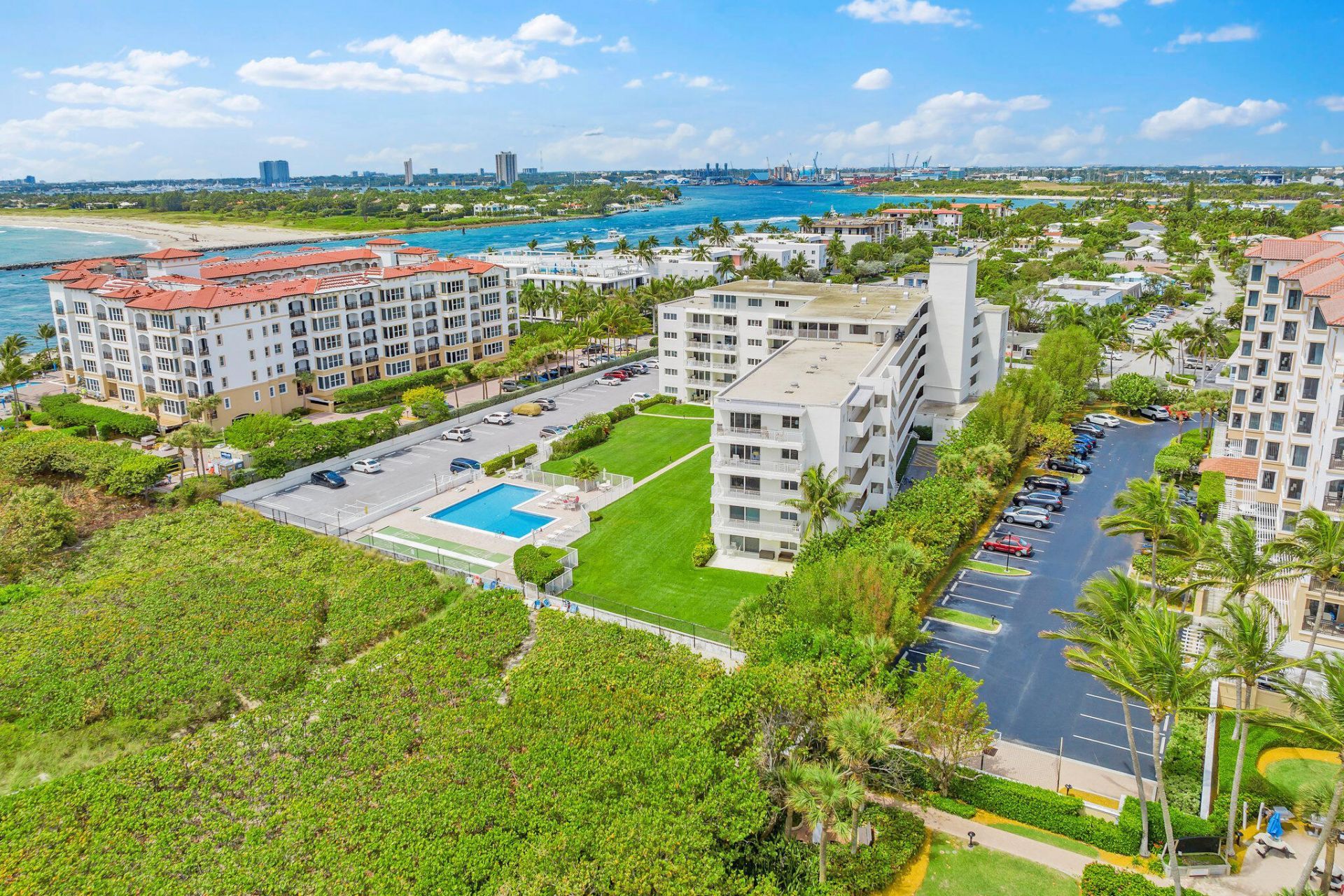 33 S Ocean Avenue, Unit 206, Palm Beach Shores, FL 33404 Photo