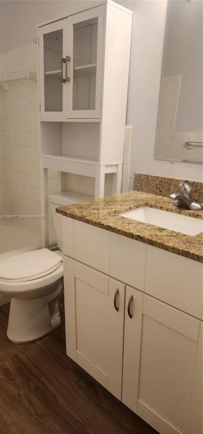 1555 N 12th Ct, Unit 8B, Hollywood, FL 33019 Photo