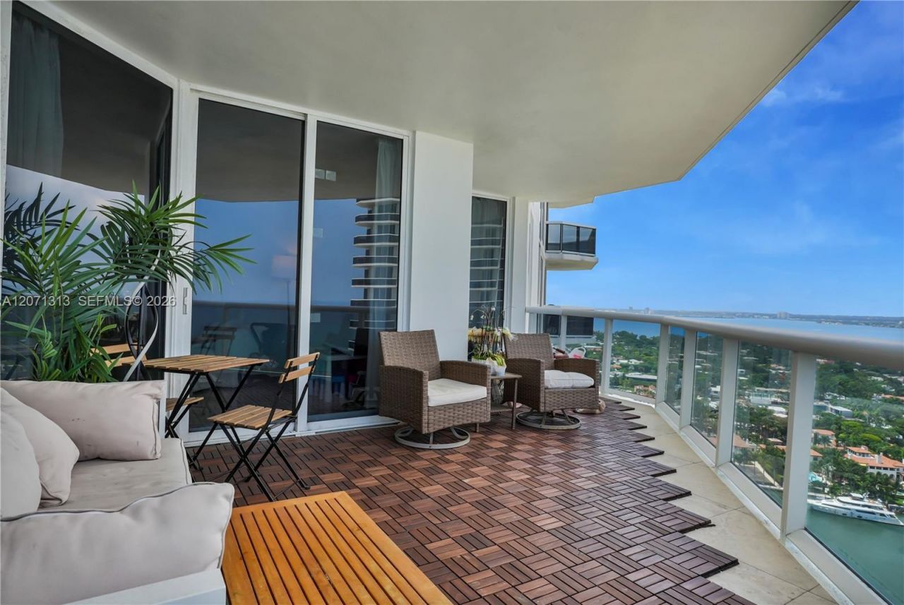 4775 Collins Ave, Unit 2908, Miami Beach, FL 33140 Photo