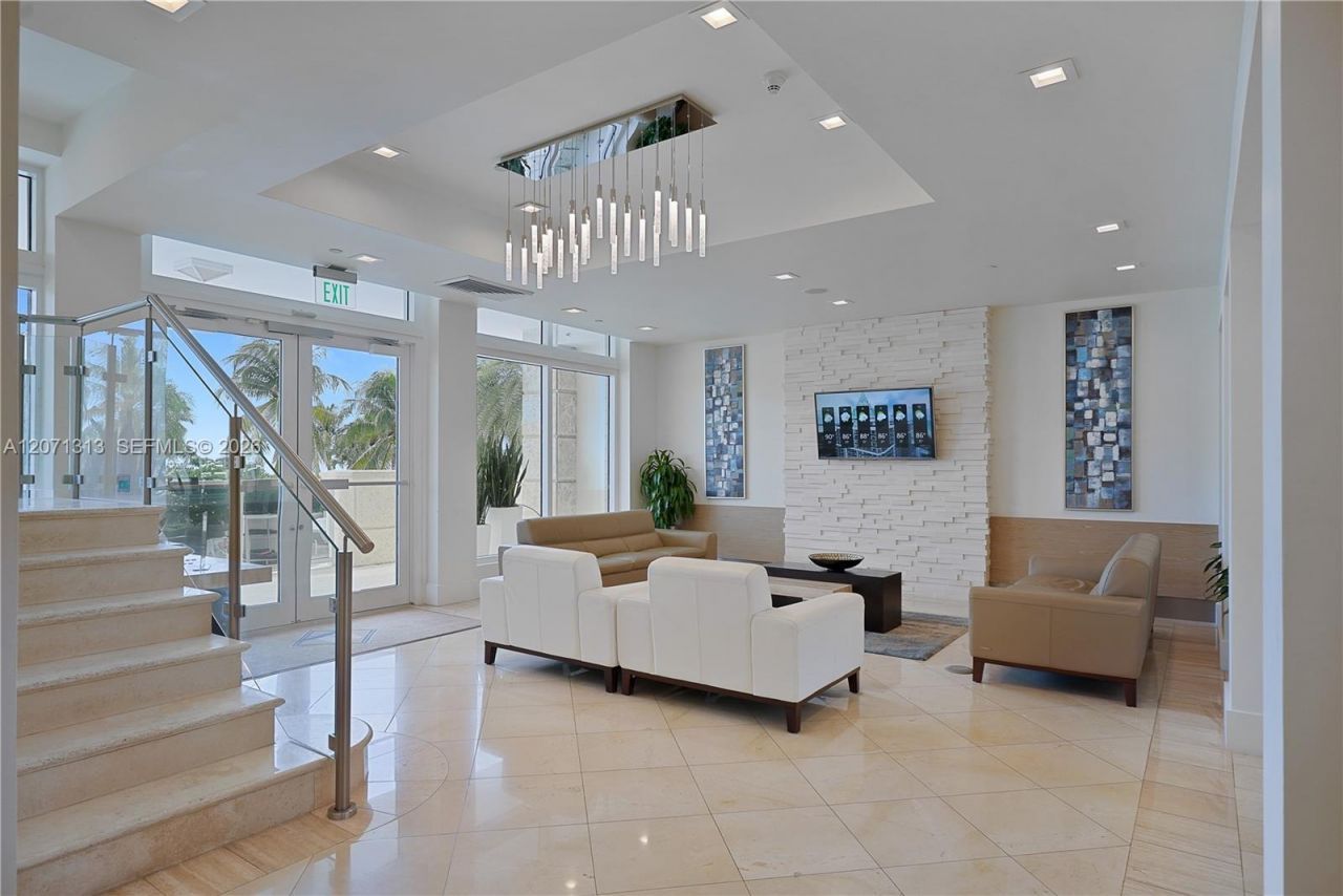 4775 Collins Ave, Unit 2908, Miami Beach, FL 33140 Photo
