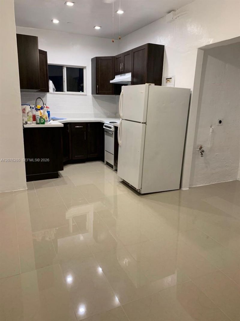 200 NW 34th Ave , Miami, FL 33125 Photo