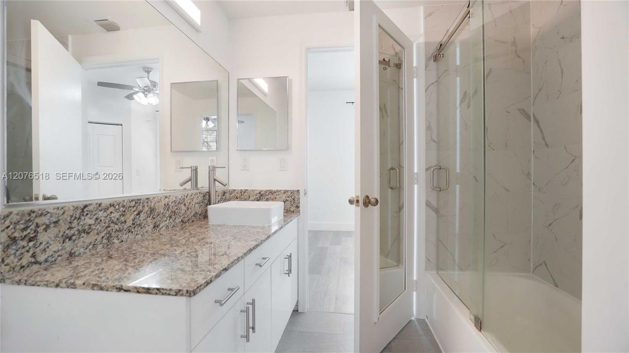 1492 Veracruz Ln , Unit 4-4, Weston, FL 33327 Photo