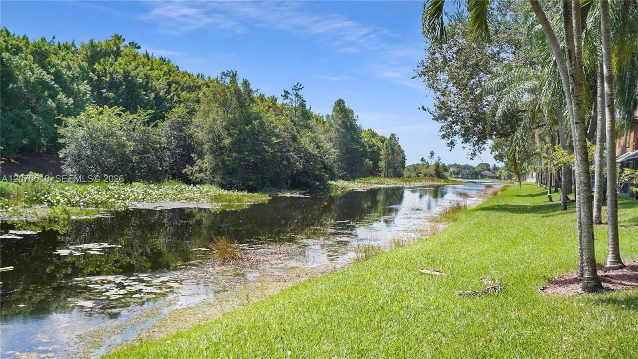 1492 Veracruz Ln , Unit 4-4, Weston, FL 33327 Photo