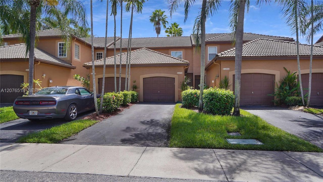 1492 Veracruz Ln , Unit 4-4, Weston, FL 33327 Photo
