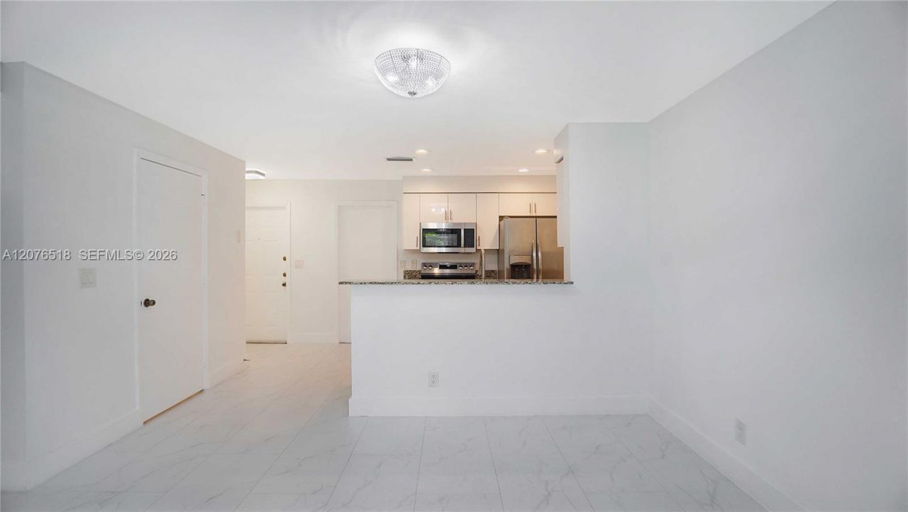 1492 Veracruz Ln , Unit 4-4, Weston, FL 33327 Photo