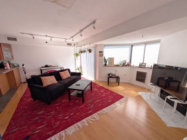 147 Kelton St, Unit 706, Boston, MA 02134