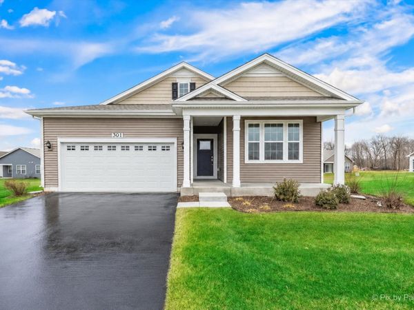 301 Westminster Court , North Aurora, IL 60542