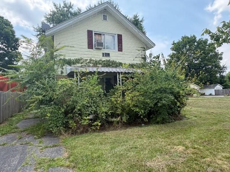 2616 W Riverview Avenue, Dayton, OH 45402 Photo 2