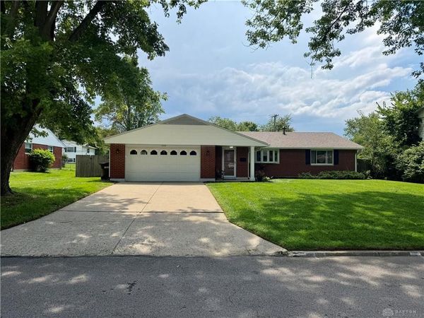3088 Fontano Drive, Kettering, OH 45440