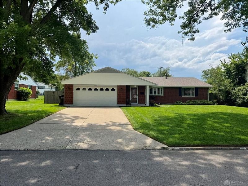 3088 Fontano Drive, Kettering, OH 45440 Photo 1