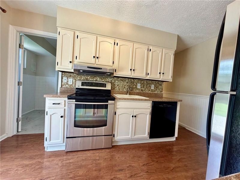 3088 Fontano Drive, Kettering, OH 45440 Photo 19