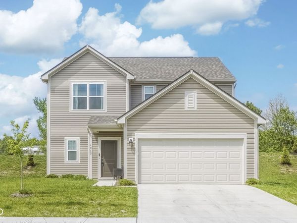 4042 Sedgewick, Columbus, IN 47201