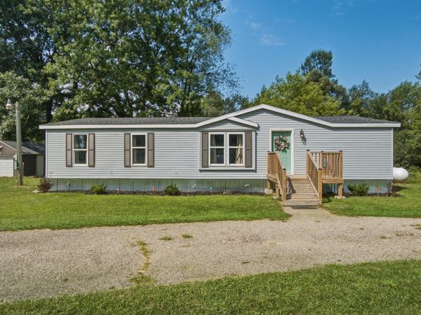 17651 Ritchie Avenue NE, Sand Lake, MI 49343