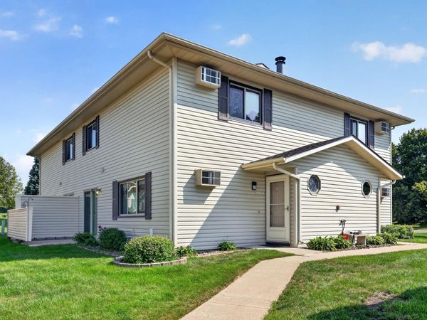 2801 19th Avenue NW, Unit D, Rochester, MN 55901