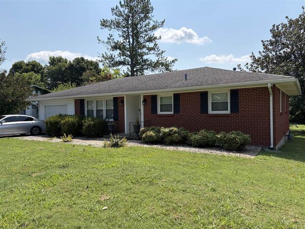 105 Cardinal Court , Glasgow, KY 42141