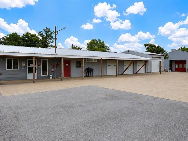2472 Cub Run Highway , Munfordville, KY 42765