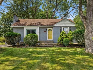 152 N Autumn Street, Buffalo, NY 14221