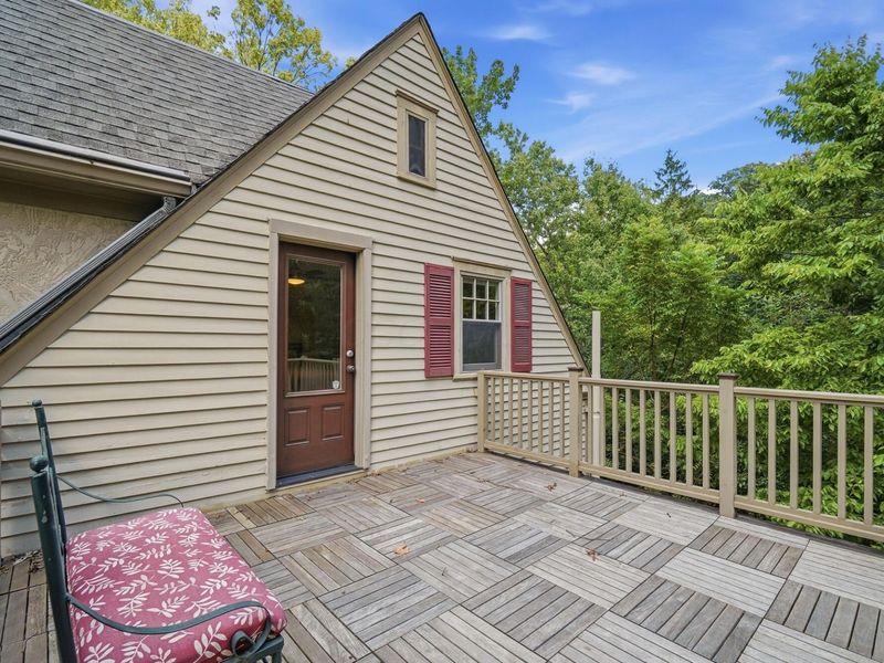296 Walhalla Road , Columbus, OH 43202 Photo 64