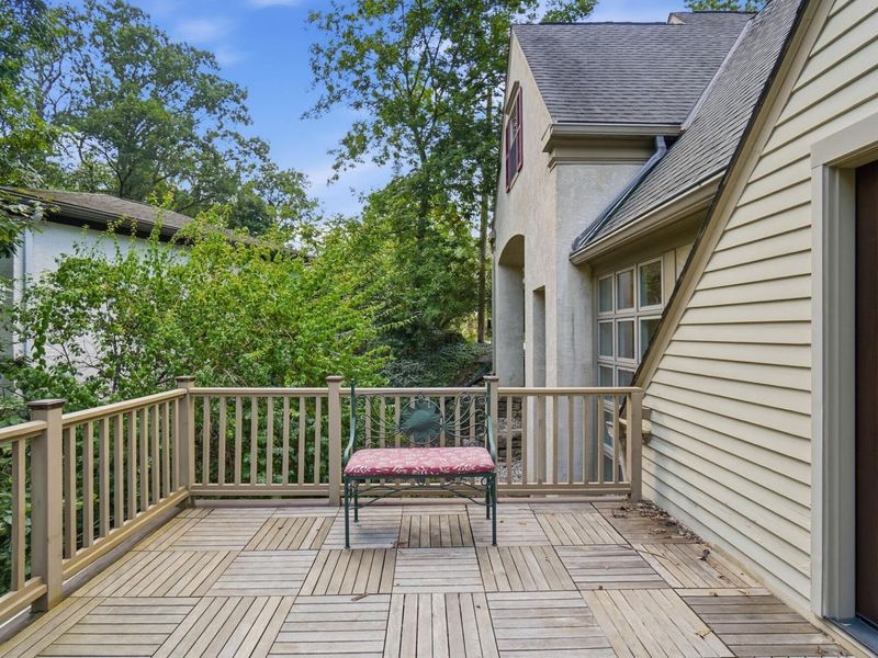 296 Walhalla Road , Columbus, OH 43202 Photo 65