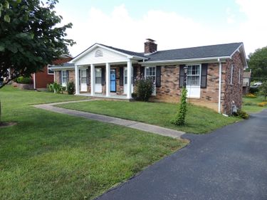 206 Bellwood Court, Frankfort, KY 40601