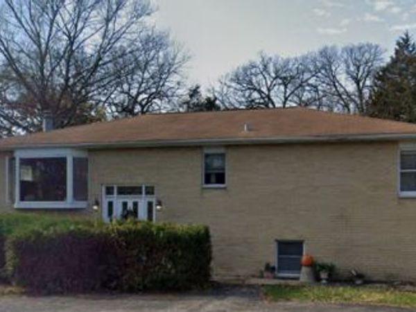 728 N Lakeview Drive , Round Lake, IL 60073