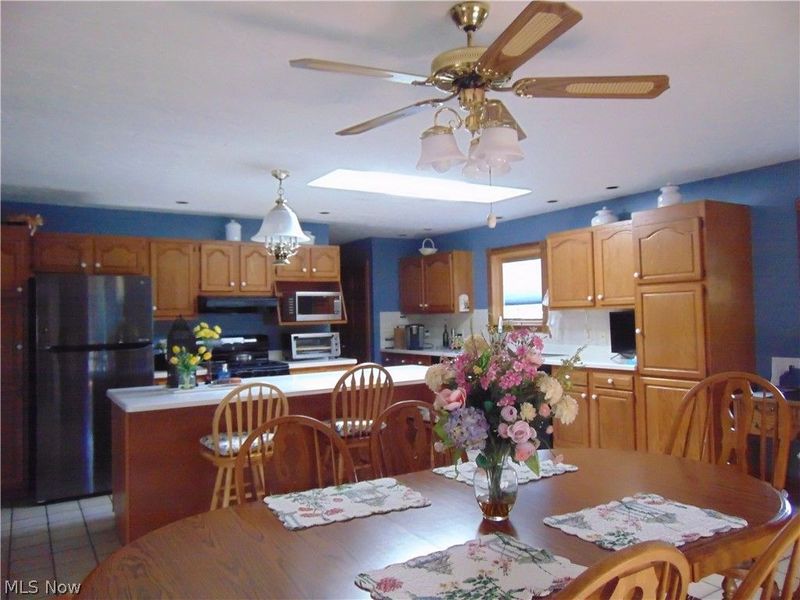 2090 Ridgebury Drive, Painesville Township, OH 44077 Photo 4